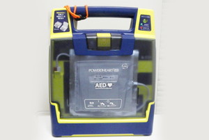 AED（自動体外式除細動器）